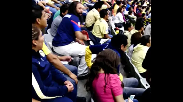 BUNDA RICA COM A TANGUITA NO ESTÁDIO clipes legais