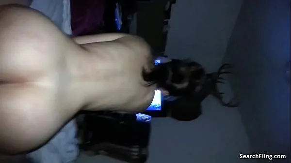 Heiße Zunder Schlampe sitzt auf meinem Schwanz kein Kondomcoole Clips