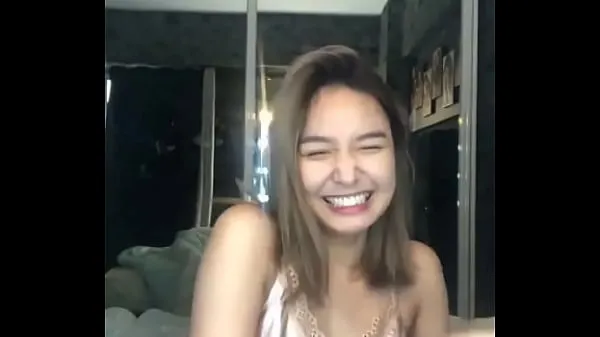 Sachzna laparan mamelon feuillet vidéo virale clips sympas