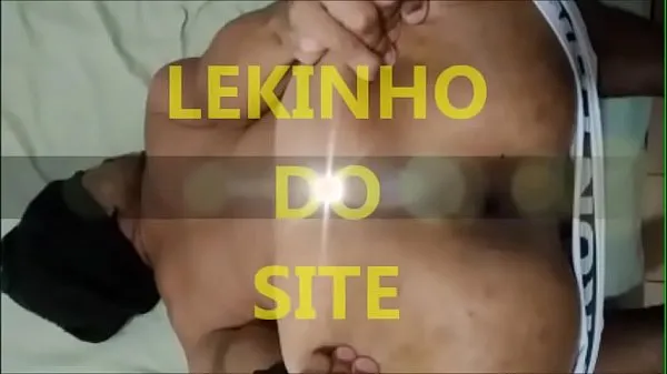 Clip nóng COMI O NOVINHO DO XVIDEO mát mẻ