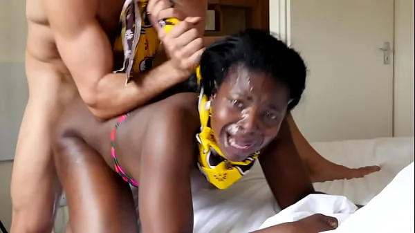 Горячие Немецкий турист трахает африканскую девушку крутые клипы