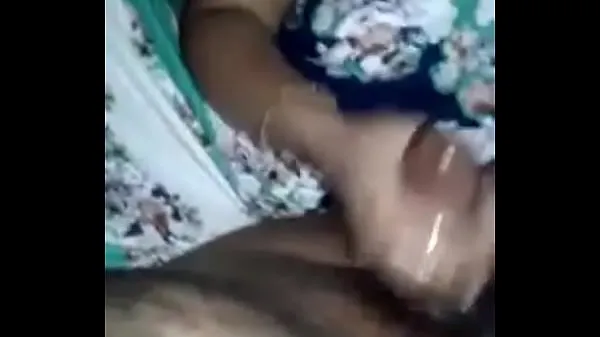 Clip nóng Hand job at home when elder brother not in home mát mẻ