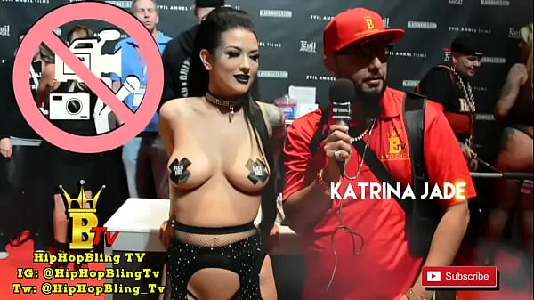 热门 HipHopBling Tv AVN expo interview highlights pt.10 (Forbidden to record at AVN 酷剪辑