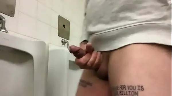 Les gars sont allés aux toilettes clips sympas