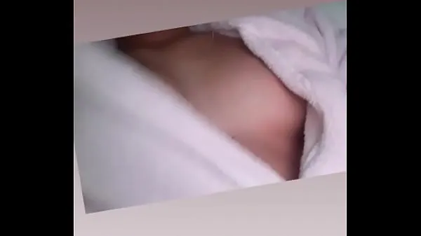 Rich tits of my friend's girlfriend مقاطع رائعة