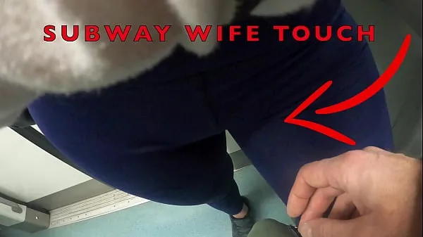 Gorące My Wife Let Older Unknown Man to Touch her Pussy Lips Over her Spandex Leggings in Subway fajne klipy