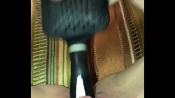 Brosse jeune gars se masturber clips sympas