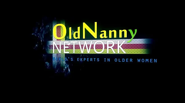 Горячие OLDNANNY зрелая блондинка соблазняет горячую мятежную женщину крутые клипы