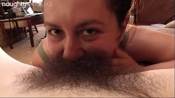 Bushy Queens Bury Faces in Each other in Hairy Pussy Klip keren yang keren