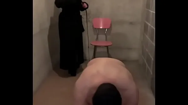 คลิปเด็ด Mistress Red Devil Whip punishment to my slave in prison ยอดนิยม