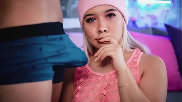 Žhavé Colombian blonde loves sucking her stepbrother's cock live skvělé klipy