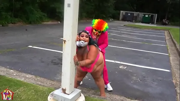 Gorące TheJaidynVenus Wanted To Let A Clown Fuck For Free And Ran into Gibby The Clown fajne klipy