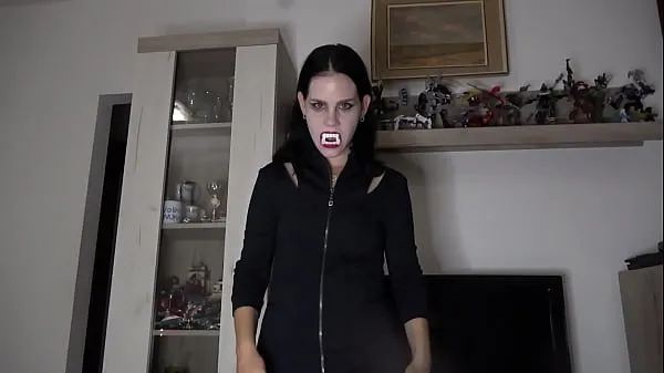 인기 있는 Halloween Horror Porn Movie - Vampire Anna and Oral Creampie Orgy with 3 Guys개의 멋진 클립