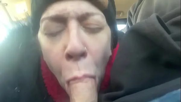 Clip nóng Good car blowjob mát mẻ