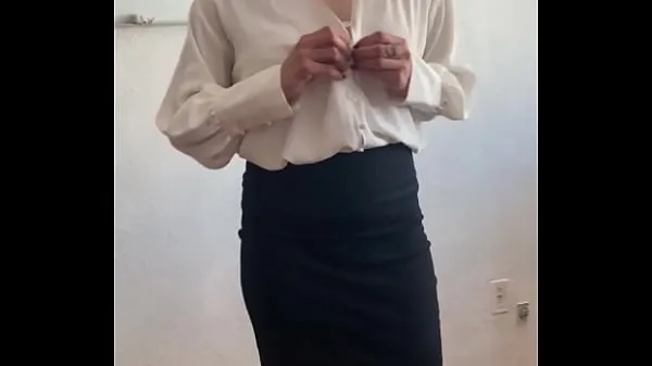 Clip interessanti STUDENTE SCOPA IL SUO INSEGNANTE IN CLASSE! Ti racconto un ANEDDOTO? HO SCOPATO LA MIA INSEGNANTE VERO in classe mentre mi insegnava! Lei è una MILF MESSICANA molto RICCA! PARTE 2interessanti