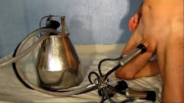 PENIS MILKING MACHINE 3 مقاطع رائعة